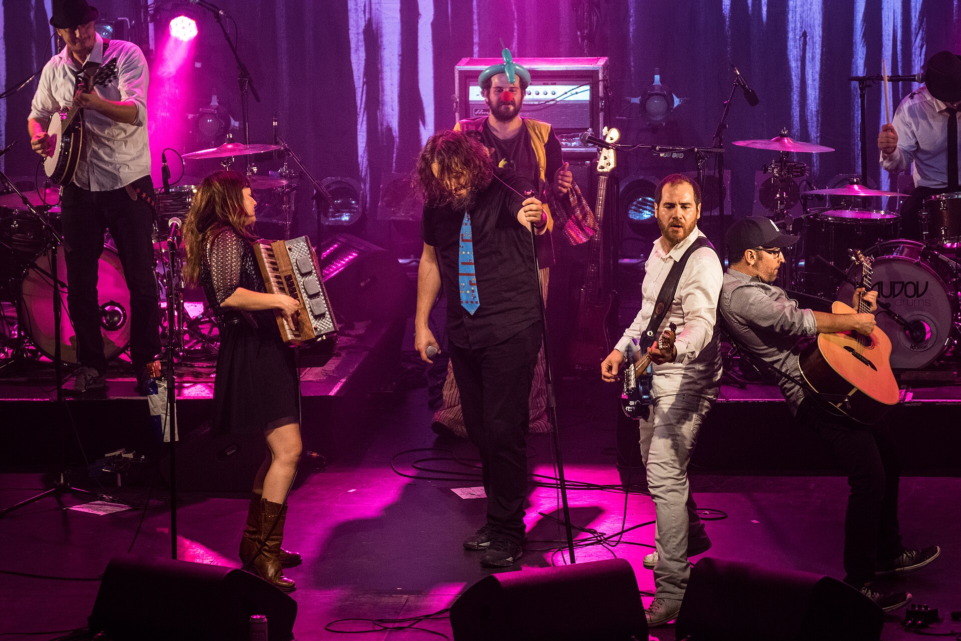 Les Cowboys Fringants sur scène au Metropolis de Montréal