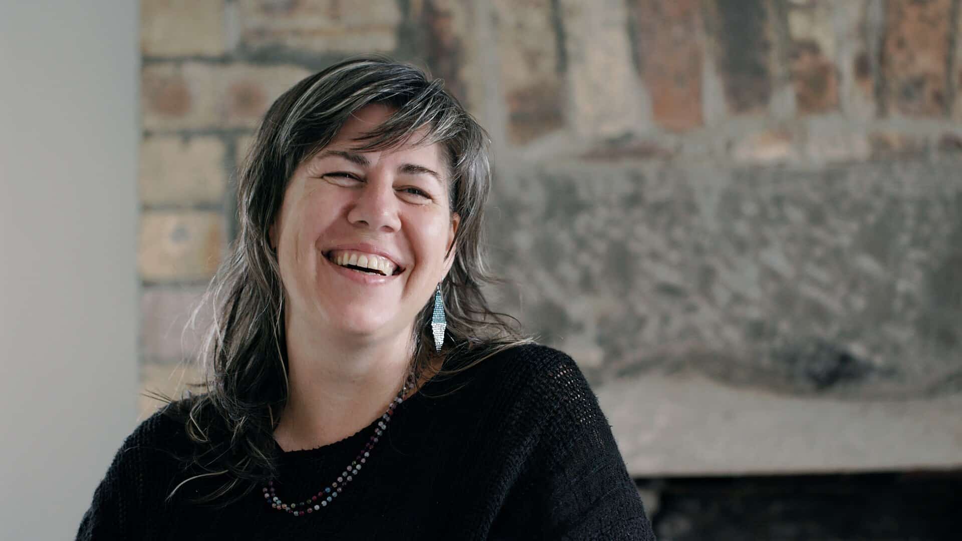Nadia Myre, artiste algonquine montréalaise